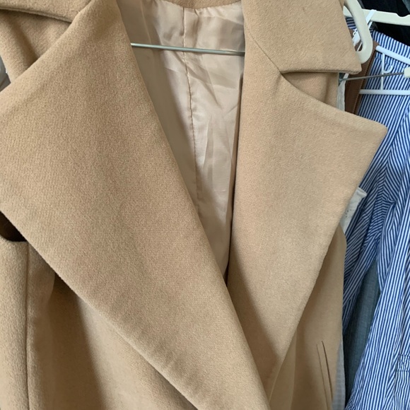 Sleeveless tailored coat - camel - Picture 5 of 7